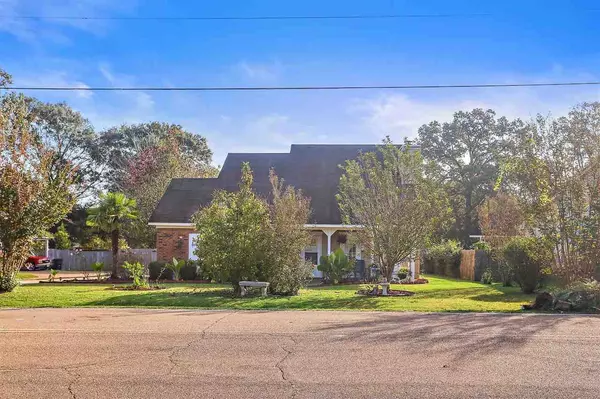 504 Post Oak Road, Madison, MS 39110