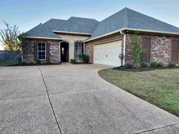 553 Stone Brook Place, Brandon, MS 39042