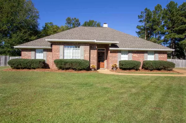 135 Planters Row, Madison, MS 39110