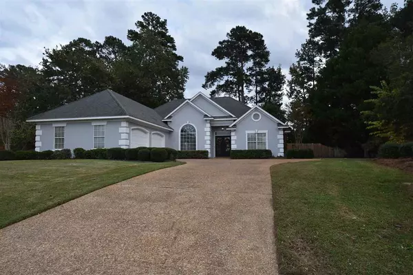 120 Azalea Trails Drive, Brandon, MS 39047