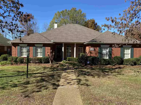 208 Twin Lakes, Clinton, MS 39056