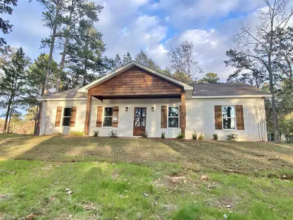 105 Lakeland Drive, Florence, MS 39073