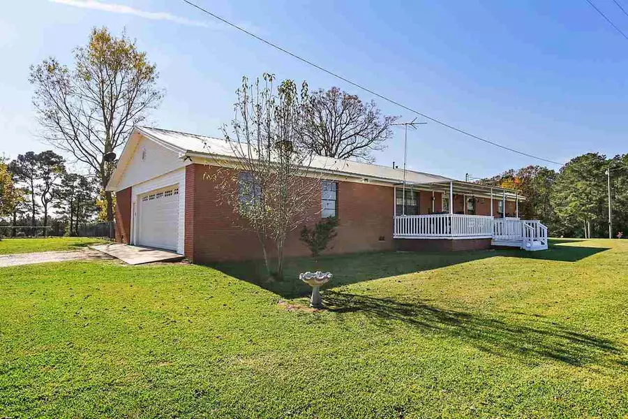 453 Boggan Ridge Road, Mendenhall, MS 39114