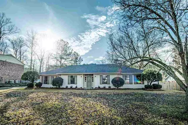 116 Twin Oaks Drive, Brandon, MS 39047