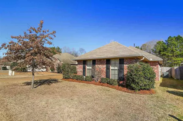 Brandon, MS 39047,329 Azalea Court