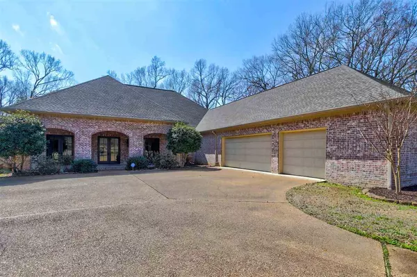 Madison, MS 39110,100 Wildwood Drive