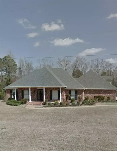 2004 Bradford Place, Flowood, MS 39232