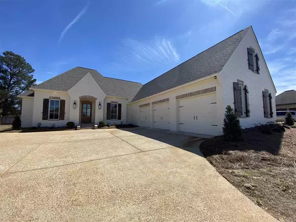 414 Deer Hollow, Brandon, MS 39047