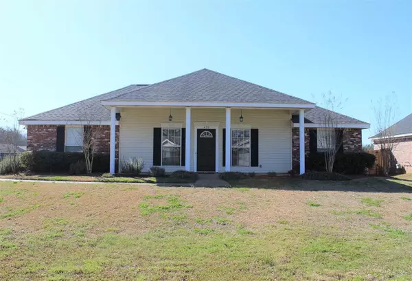 419 Willow Bay Drive, Byram, MS 39272