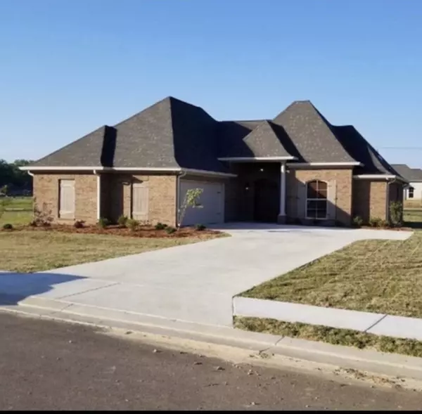 201 Cole Ridge Court, Canton, MS 39046