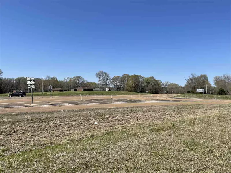 1 Highway 16 Road, Benton, MS 39039