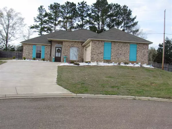 317 Bald Cypress Cove, Terry, MS 39170