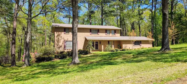 141 Hillcrest Place, Brandon, MS 39042