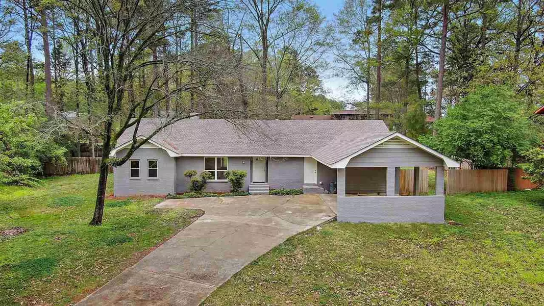 241 Bay Park Drive, Brandon, MS 39047