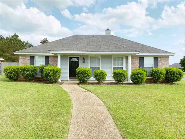 300 Sweet Gum Place, Pearl, MS 39208