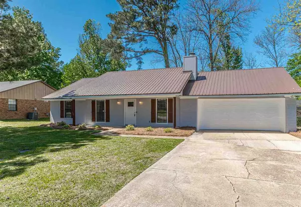 104 Plum Tree Road, Brandon, MS 39047