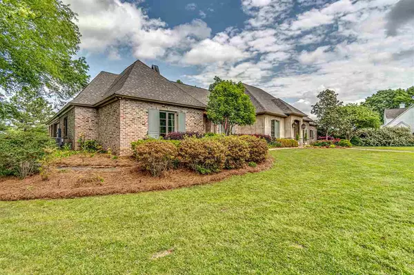 Madison, MS 39110,220 Sunset Circle