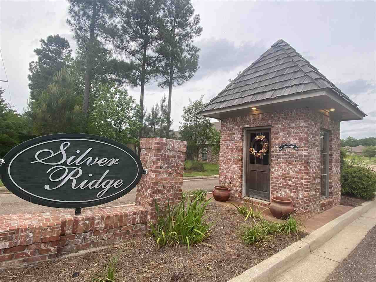 463 Silver Hill, Pearl, MS 39208