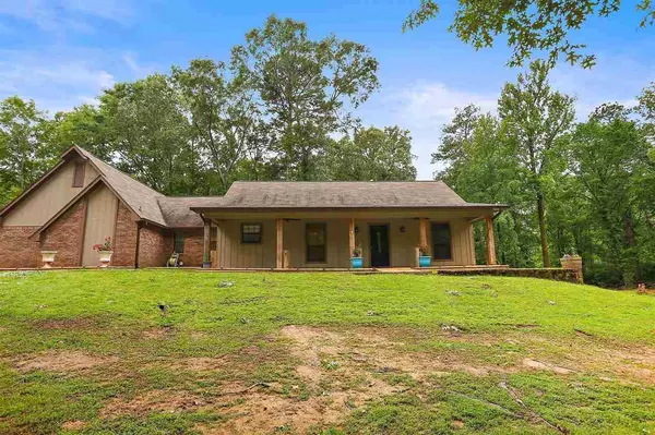 104 Oakridge Cove, Clinton, MS 39056