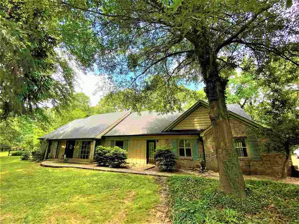 154 Wildwood Terrace Ext, Yazoo City, MS 39194