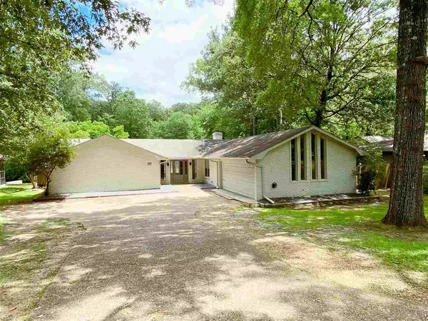 102 Holly Trail, Brandon, MS 39047