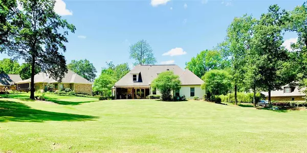 Madison, MS 39110,136 Wildwood Drive