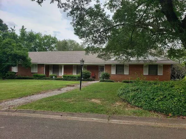 217 Kitchings Drive, Clinton, MS 39056