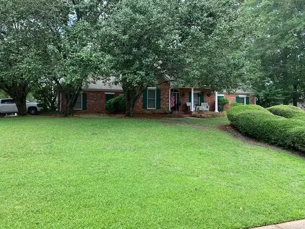 315 Woodlands Drive, Brandon, MS 39047