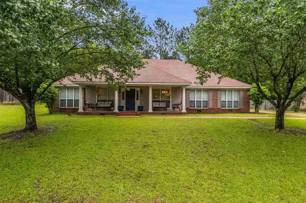 105 Dover Court, Clinton, MS 39056