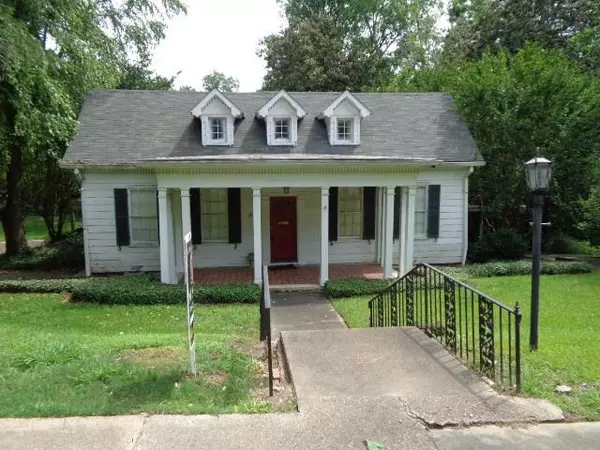 522 E Madison Street, Yazoo City, MS 39194