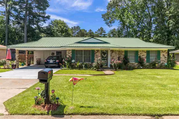 3473 Beaumont Drive, Pearl, MS 39208