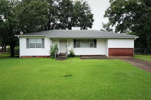 205 Barnett Drive, Pearl, MS 39208