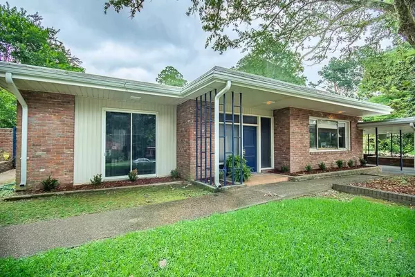 1236 Belvoir Place, Jackson, MS 39202