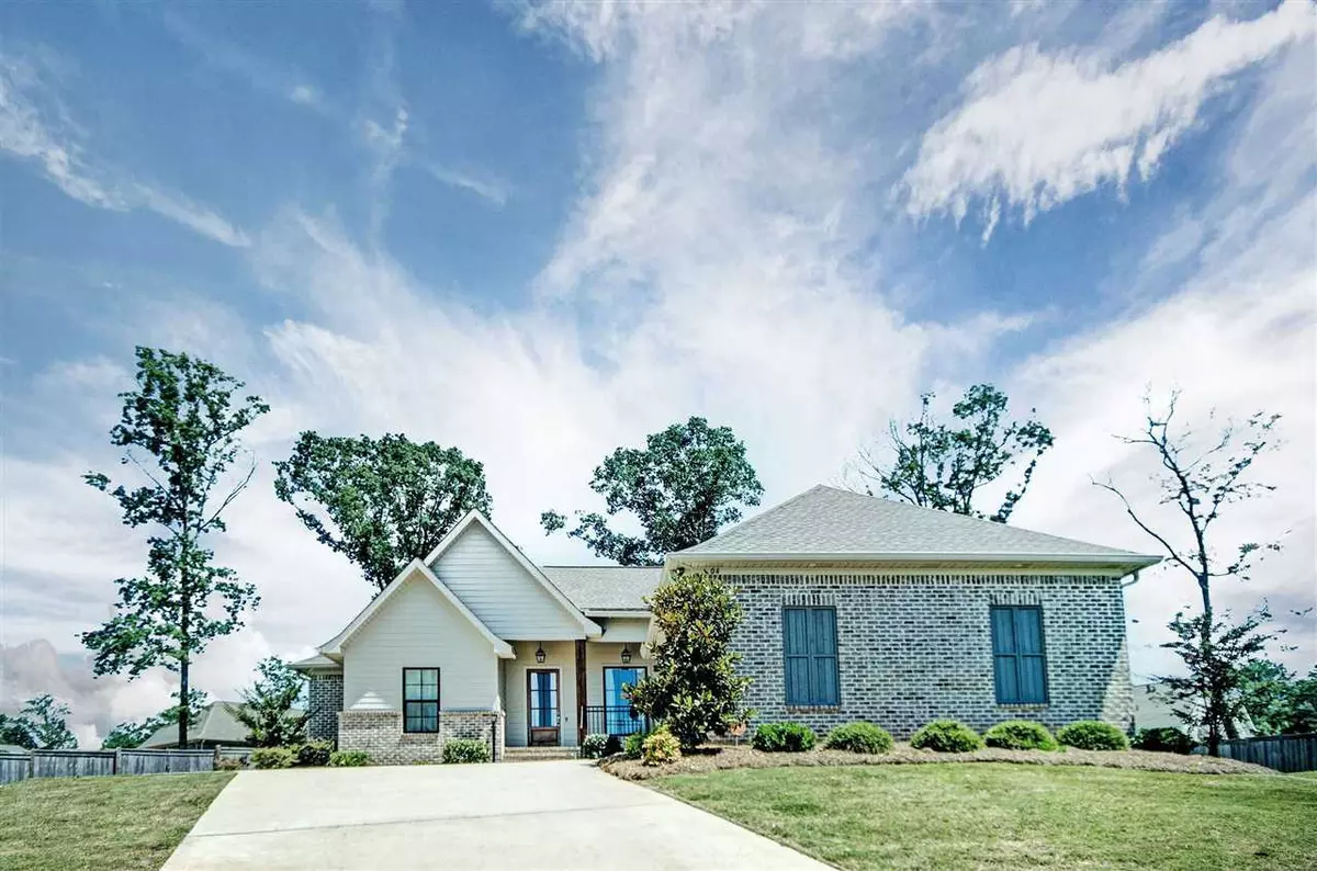 Brandon, MS 39042,404 Elen Court