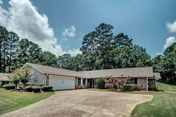 561 Thorngate Court, Brandon, MS 39047