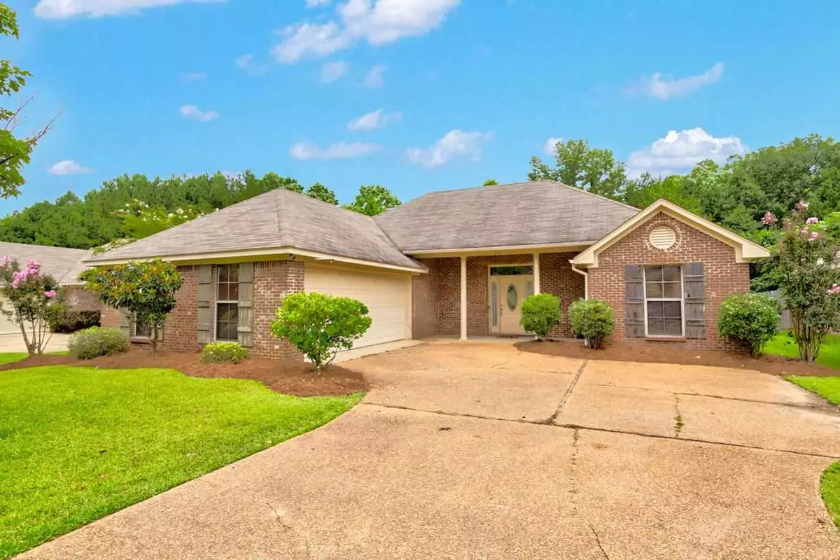 Brandon, MS 39047,327 Azalea Court