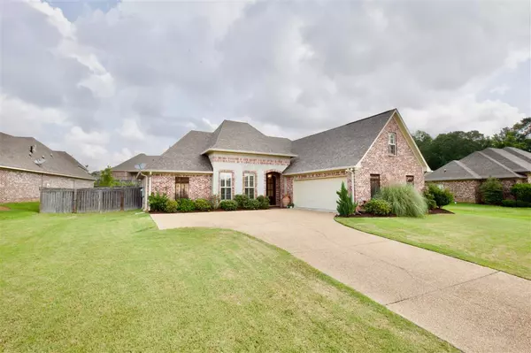 102 Oak Meadow Court, Clinton, MS 39056