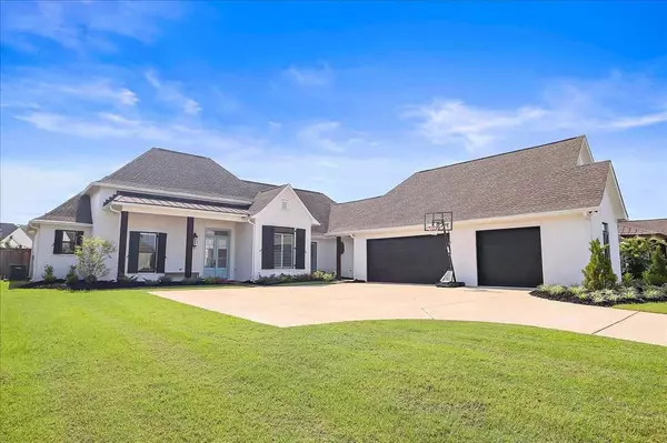 1009 Sapphire Crossing, Flowood, MS 39232