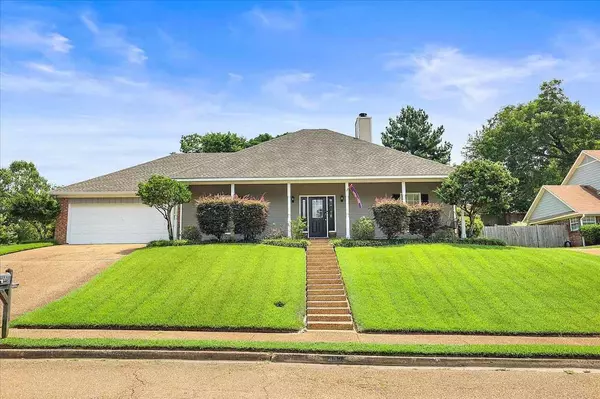 402 Winding Hills Drive, Clinton, MS 39056