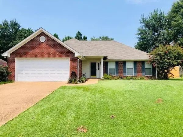 526 Laurelwood Drive, Flowood, MS 39232