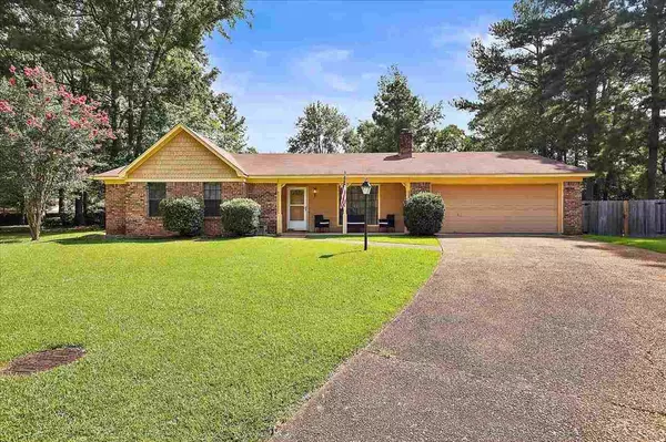 16 Christopher Court, Jackson, MS 39212