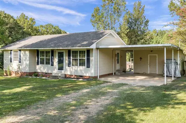 1581 Ford Road, Terry, MS 39170