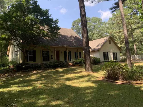 Raymond, MS 39154,106 Country Haven Place