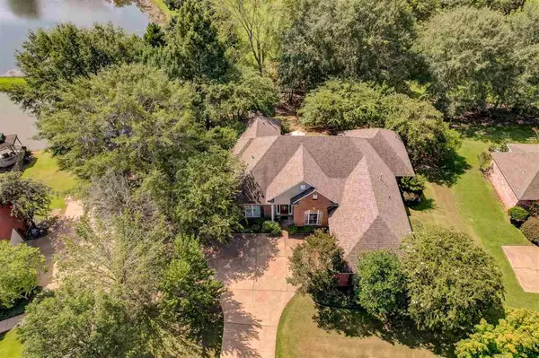 111 Oakhurst Drive, Clinton, MS 39056