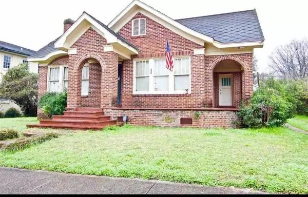 220 N Washington Street, Yazoo City, MS 39194