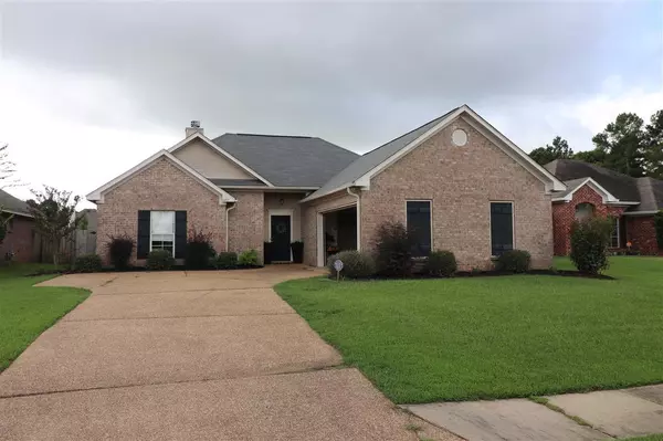 507 Oakleigh Place, Brandon, MS 39047