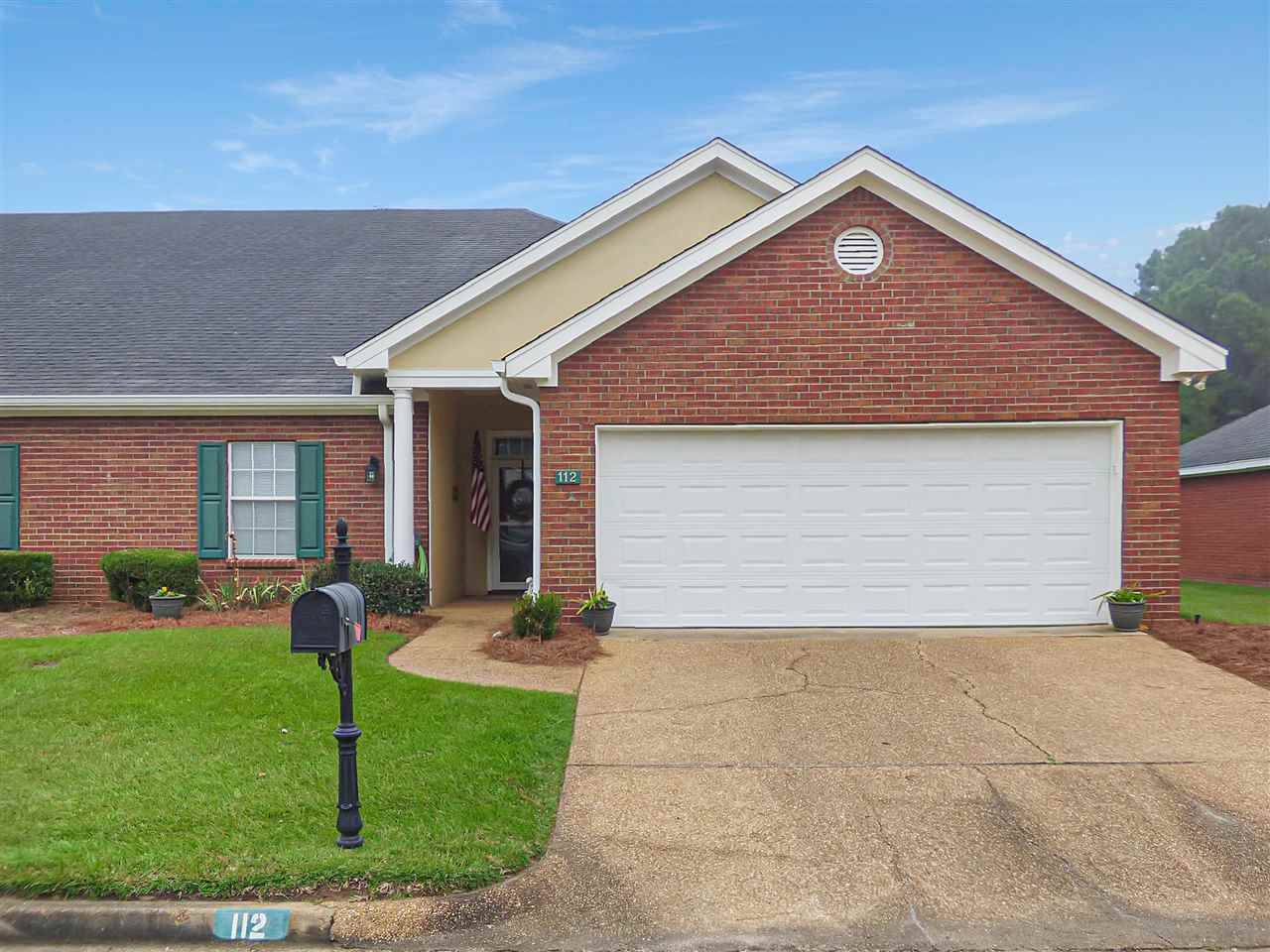 112 Springtree Drive, Brandon, MS 39042