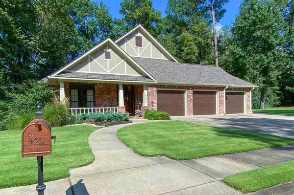 420 Meadowgreen Lane, Madison, MS 39046