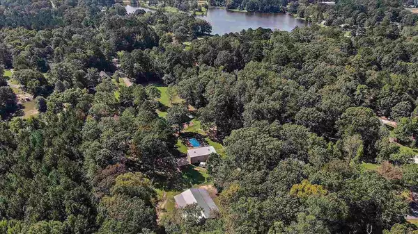 163 Twin Oaks Street, Florence, MS 39073