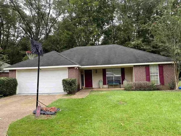 306 Willow Bay Drive, Byram, MS 39272